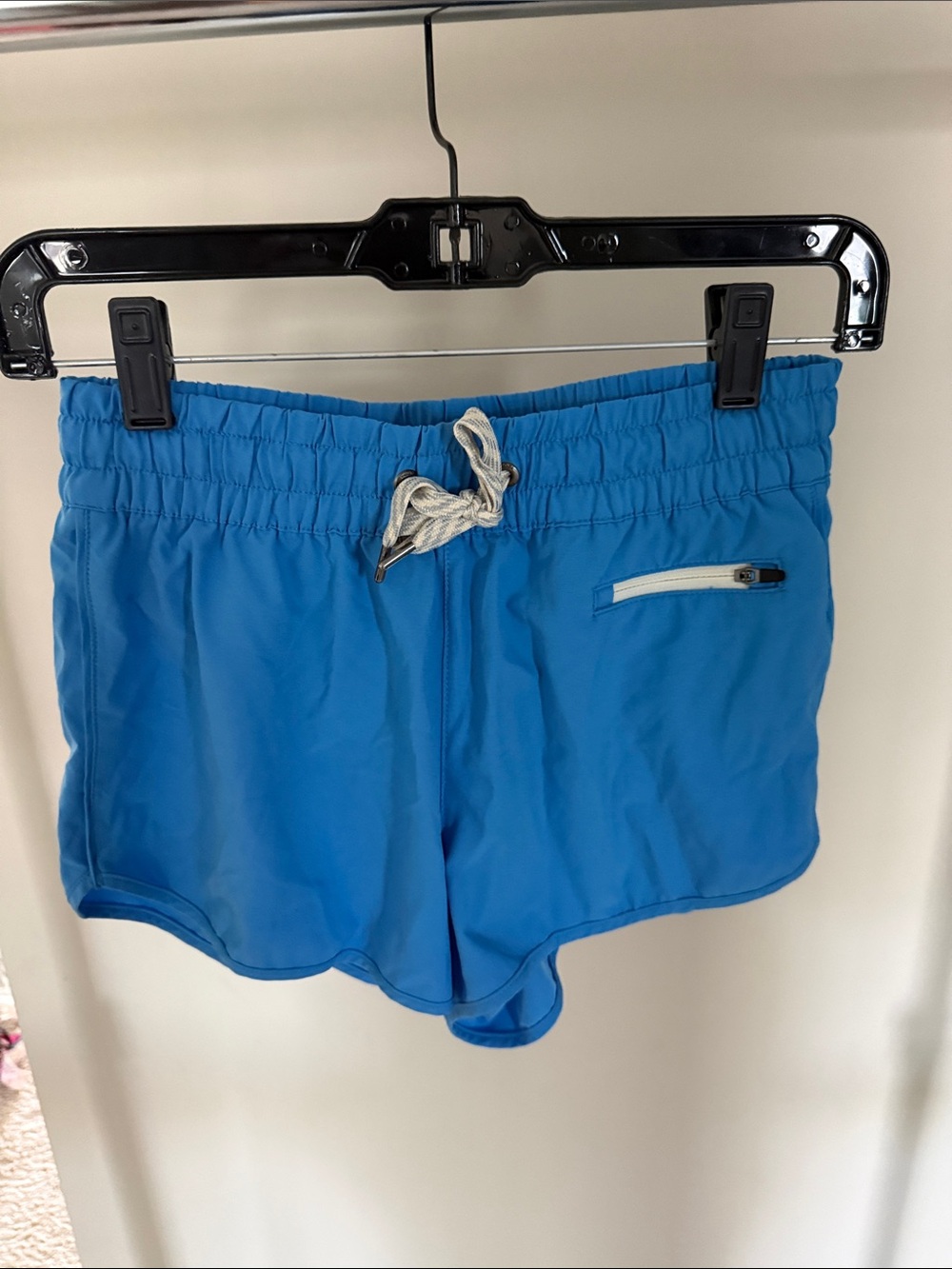 Vuori Women's Electric Blue Athletic Shorts with Drawstring